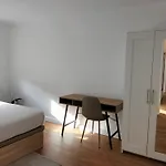 Encantador Piso De 3 Dormitorios En Vigo